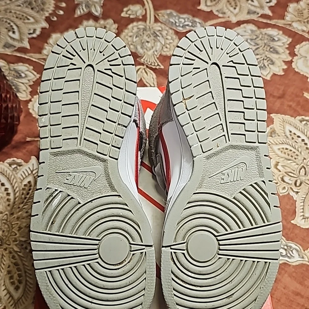 Nike Dunk High SE GS “Athletic Club”- Size: 5Y / 6.5 for Women. - Picture 4 of 6